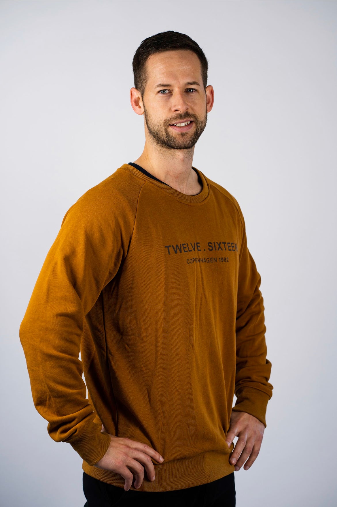 Sky Pro Sweatshirt Caramel