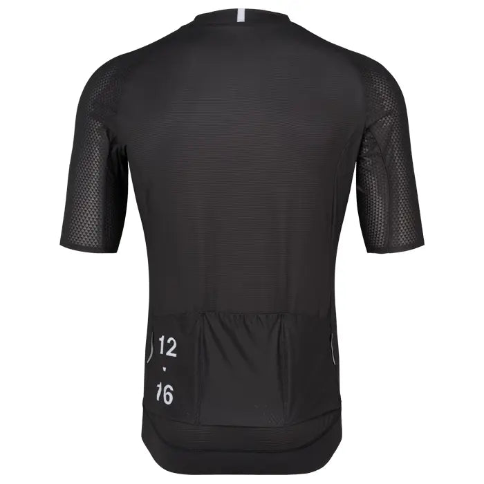Black cycling jersey with short sleeves 